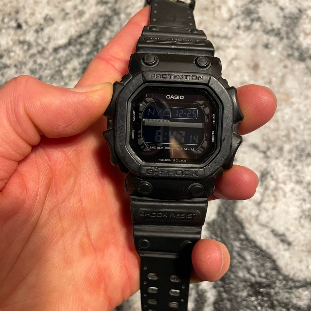 Men’s g shock watch